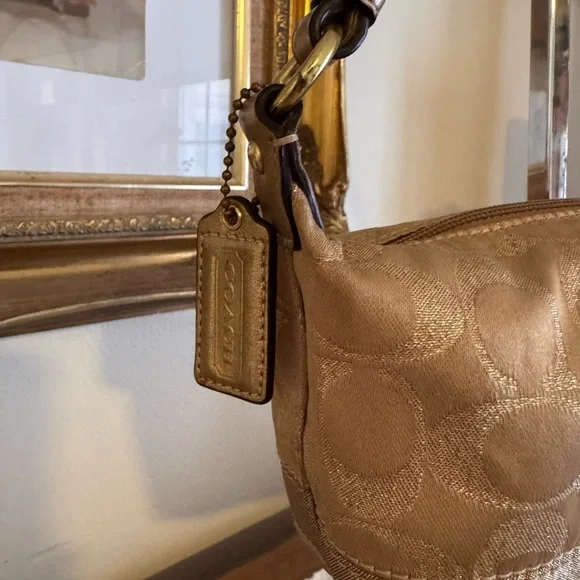 Coach Gold Handbag - Picture 3 of 14